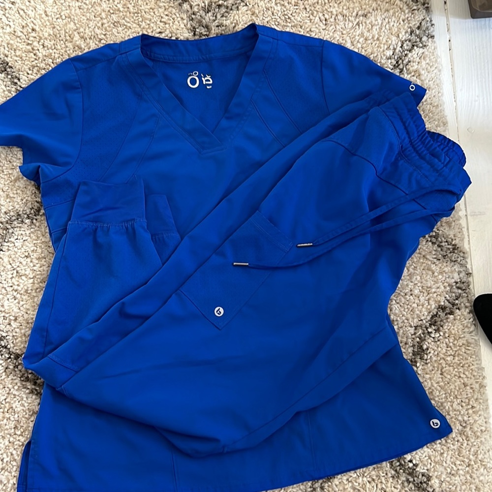 Barco one medium petite scrub jogger set